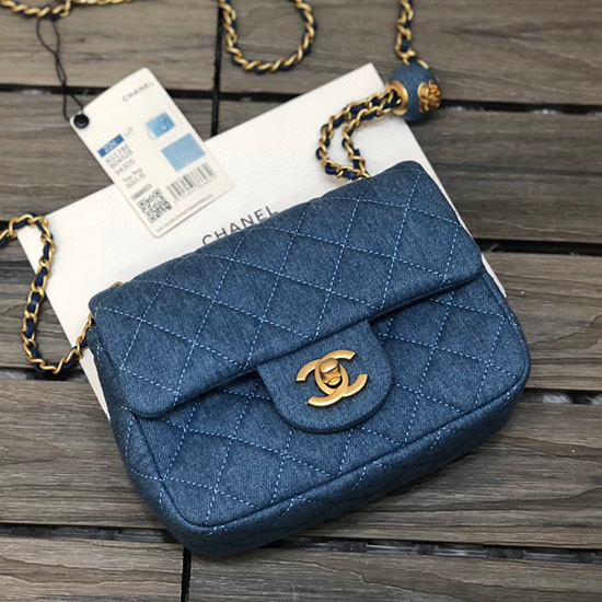 Chanel Denim Mini Sac à Rabat Bleu As1786