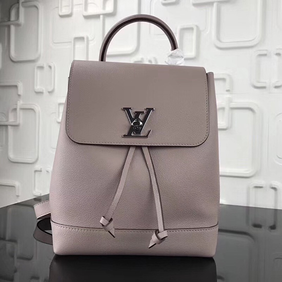 Louis Vuitton Sac à Dos Lockme En Cuir De Veau Souple Nude M41817