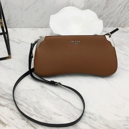 Prada Sac à Bandoulière En Cuir Sidonie Marron 1bh111