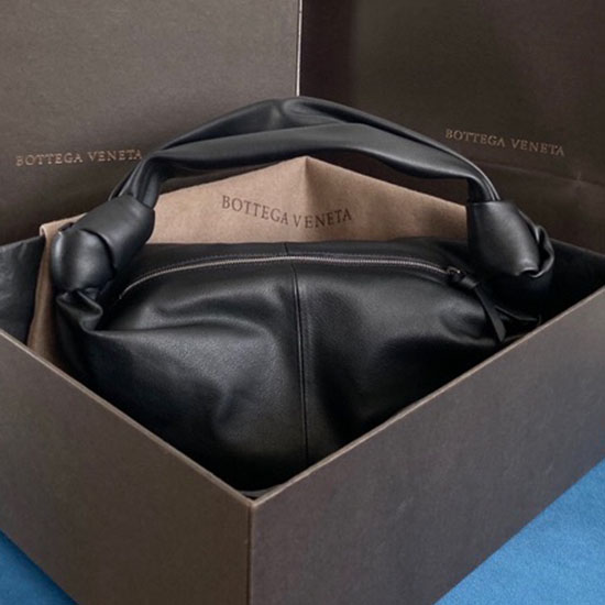 Bottega Veneta Borjúbőr Minitáska Fekete B629635