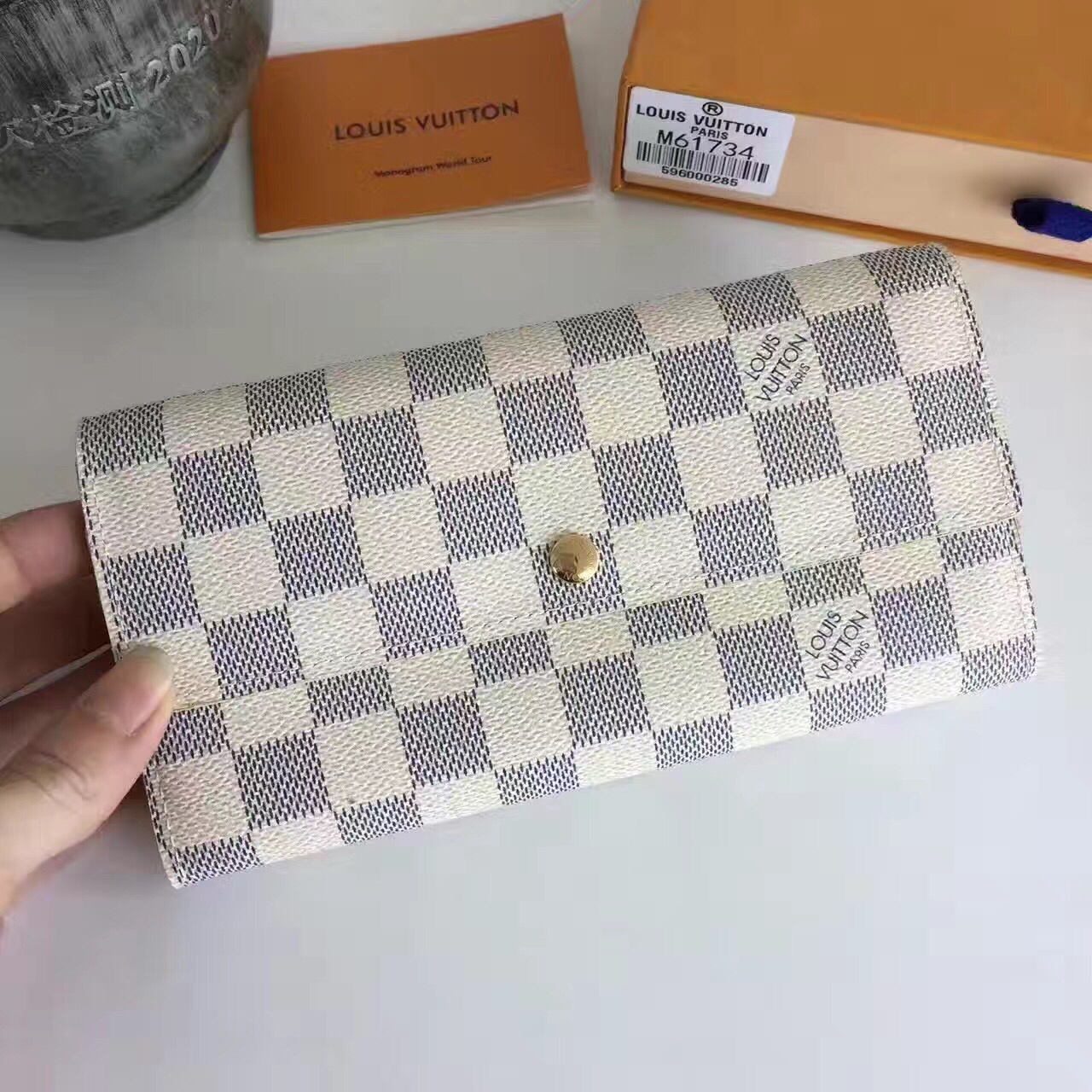 Louis Vuitton Damier Azur Vászon Portefeiulle Sarah Hosszú Pénztárca N61735