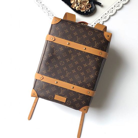 Louis Vuitton Puha Csomagtartós Hátizsák Pm M44752