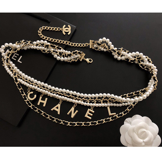 Chanel Riem Cb010