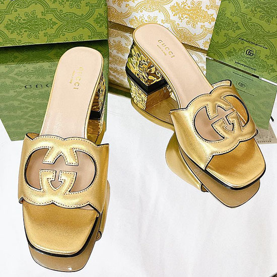 Gucci Gesneden Leren In Elkaar Grijpende G-sandalen Goud Sng051401