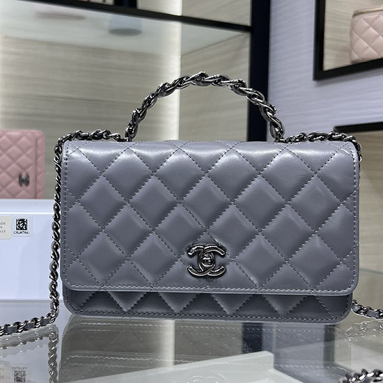 Chanel Shiny Crumple Kalveskinn Lommebok På Kjede Grå Ap3645