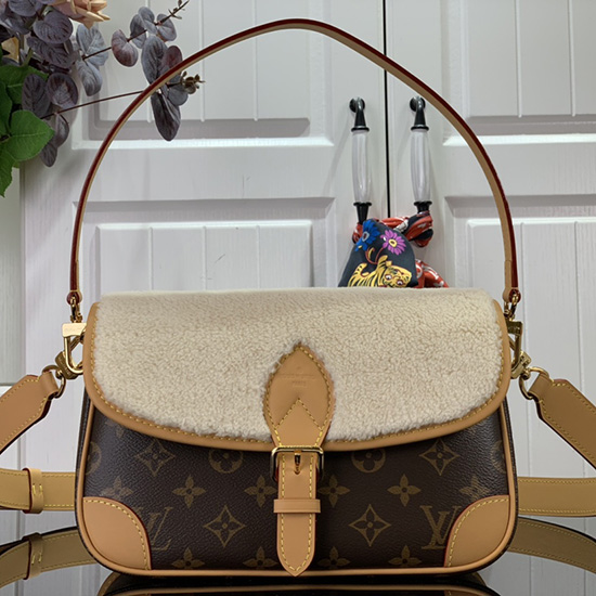 Louis Vuitton Diane M46317