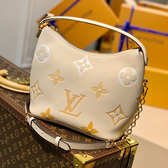 Louis Vuitton Marshmallow M45698