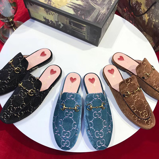 Aksamitny Pantofelek Gucci Princetown 401186