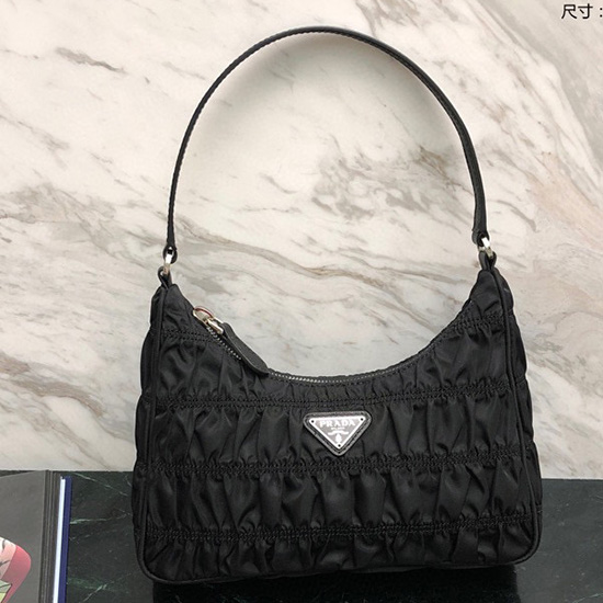 Prada Nylonowa Torba Hobo Czarna 1ne204