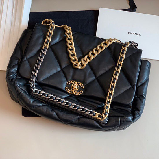 Bolsa Chanel Pele De Cabra Grande Com Aba Preta A24103