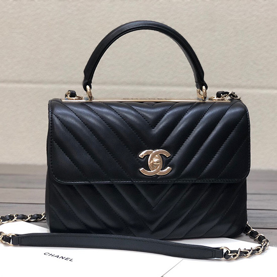 Bolsa Pequena Com Aba Pequena De Pele De Cordeiro Chanel Com Alça Superior As922364