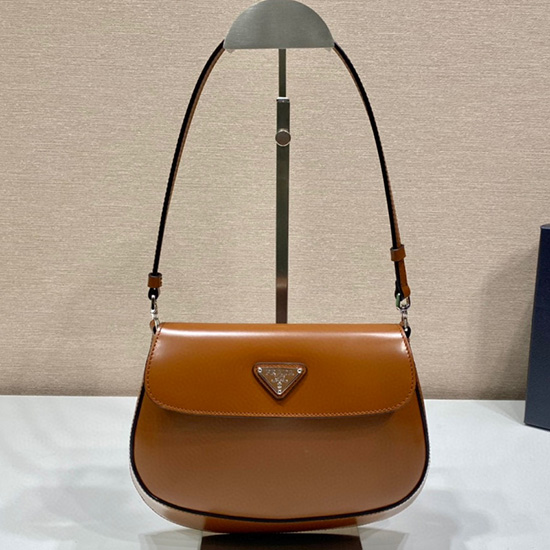 Prada Cleo Bolsa De Ombro De Couro Escovado Com Aba 1bd311