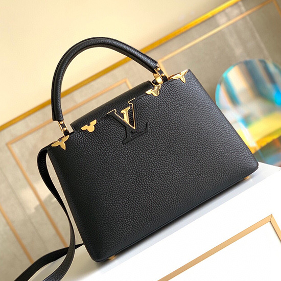 Louis Vuitton Capucines мм черный M54663