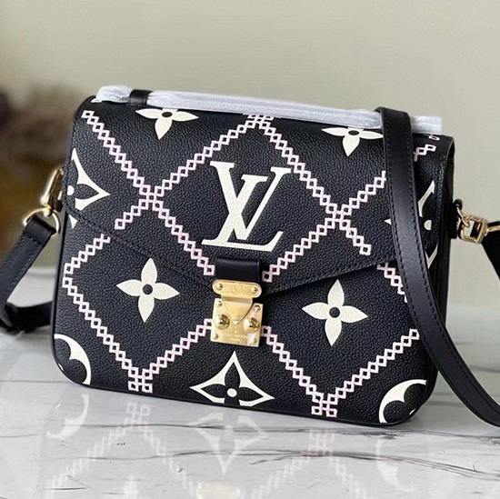 Клатч Louis Vuitton Metis черный M46018