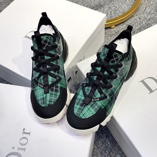 Кроссовки Dior D-Connect зеленые DS21102