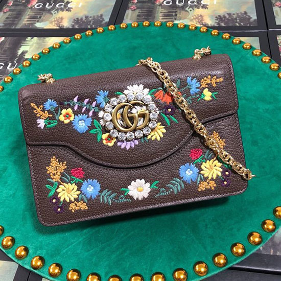 Маленькая сумка на плечо Gucci с вышивкой коричневая 499617