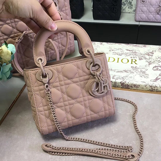 Ультраматовая сумка Dior Mini Lady телесного цвета D91702