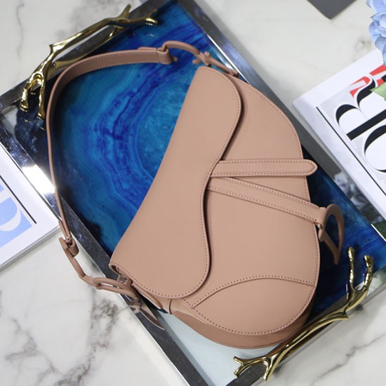 Dior Smooth Calfskin Saddle Bag สีนู้ด M9001