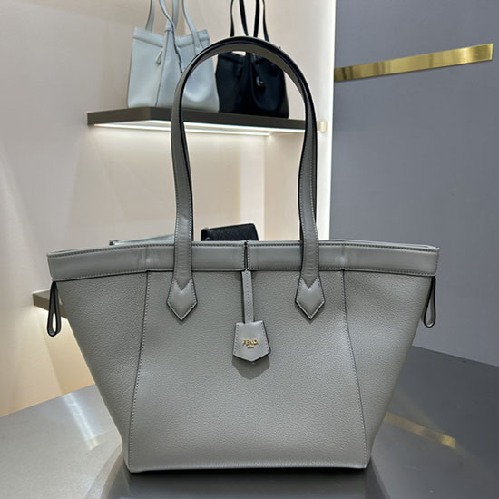 Fendi กระเป๋าโอริกามิขนาดกลาง สีเทา F8bs082