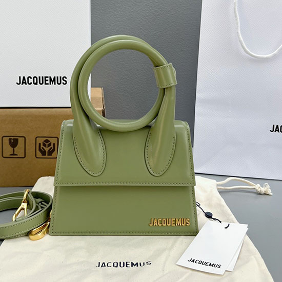 Jacquemus Le Chiquito Noeud กระเป๋าถือขดสีกากี J2023