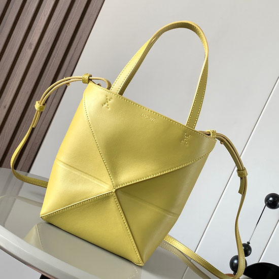 Loewe Mini Puzzle Fold Tote สีสดใส สีเหลือง L9030