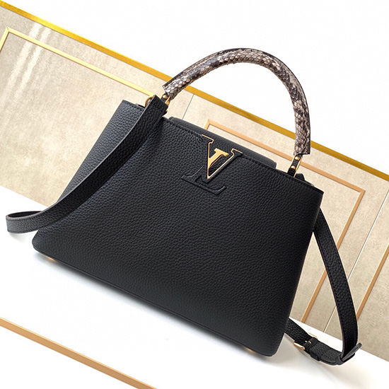 Louis Vuitton Capucines บีบี แบล็คแอนด์โรส M97980