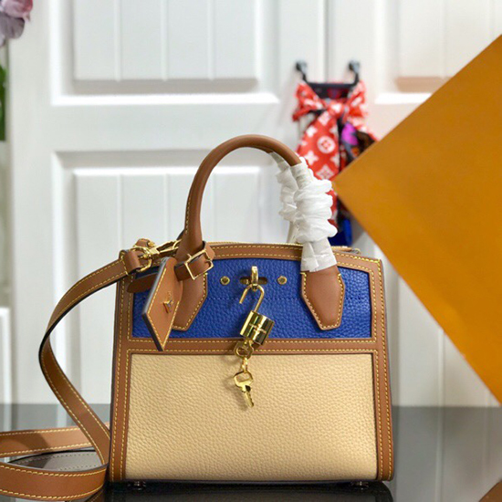 Louis Vuitton City Steamer Mini Cream และ Blue M53804