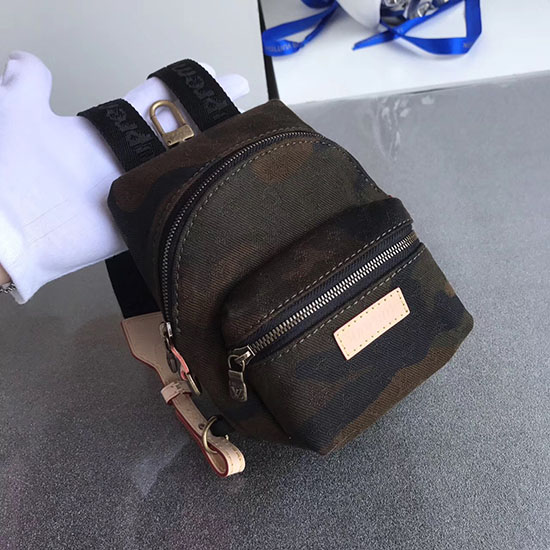 Louis Vuitton X Supreme Mini Apollo Backpack ลายพราง M44201