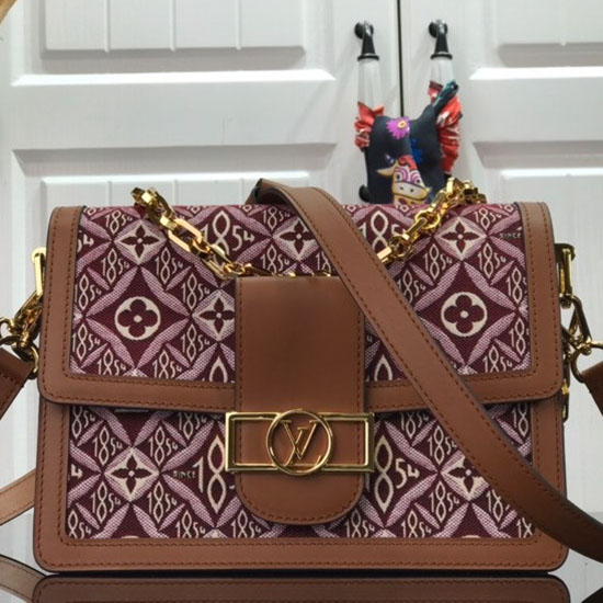 Louis Vuitton ตั้งแต่ปี 1854 Dauphine Mm สีแดง M57211