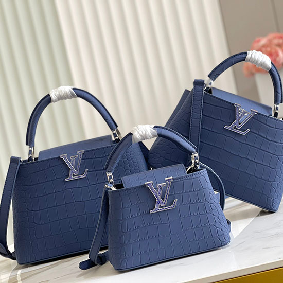 Louis Vuitton นูนจระเข้ Capucines สีน้ำเงิน N92175