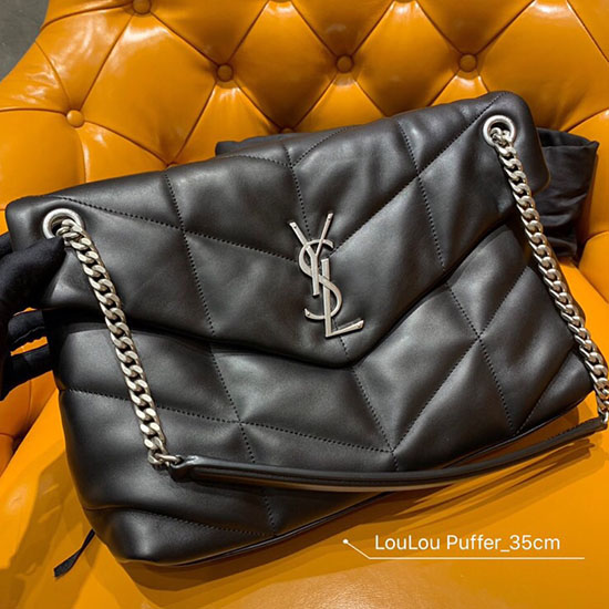 Saint Laurent กระเป๋าปักเป้า Loulou สีดำขนาดกลาง 577475