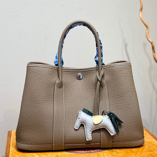 กระเป๋า Hermes Leather Garden Party 30 36 สีเทา Hg30361