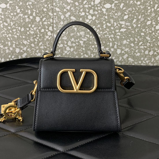 กระเป๋าสะพาย Valentino Garavani Micro Vsling สีดำ รุ่น V412