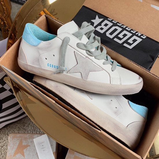 รองเท้าผ้าใบหนังลูกวัว Golden Goose Gg07705