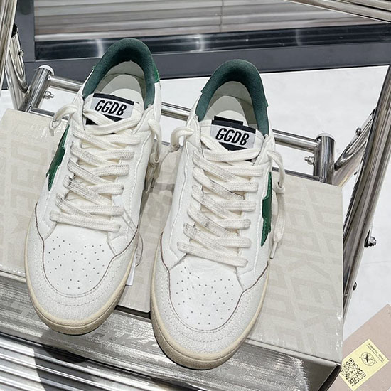 รองเท้าผ้าใบหนังลูกวัว Golden Goose Sng082612