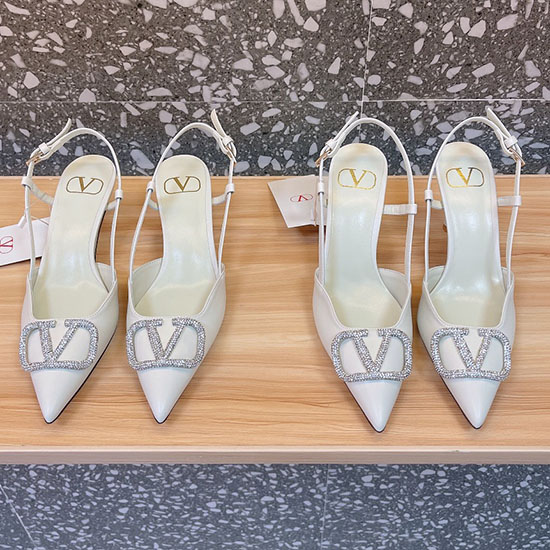 รองเท้าส้นสูง Valentino Slingback สีขาว รุ่น Snv073005