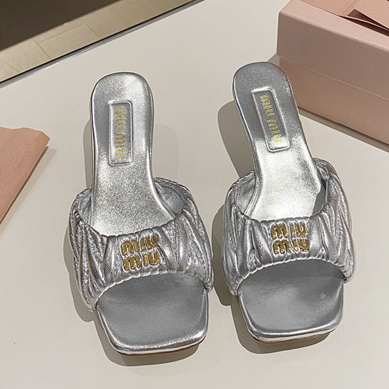 รองเท้าแตะ Miu Miu Msm040102